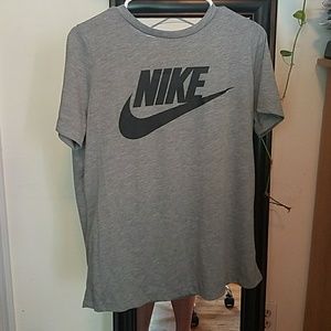 nike tee